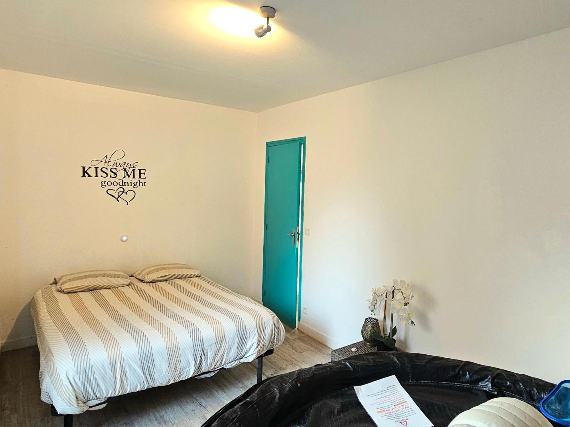 Ferienwohnung Le Pont T3 Etoile Avec Jacuzzi Saint-Méloir-des-Ondes Exterior foto